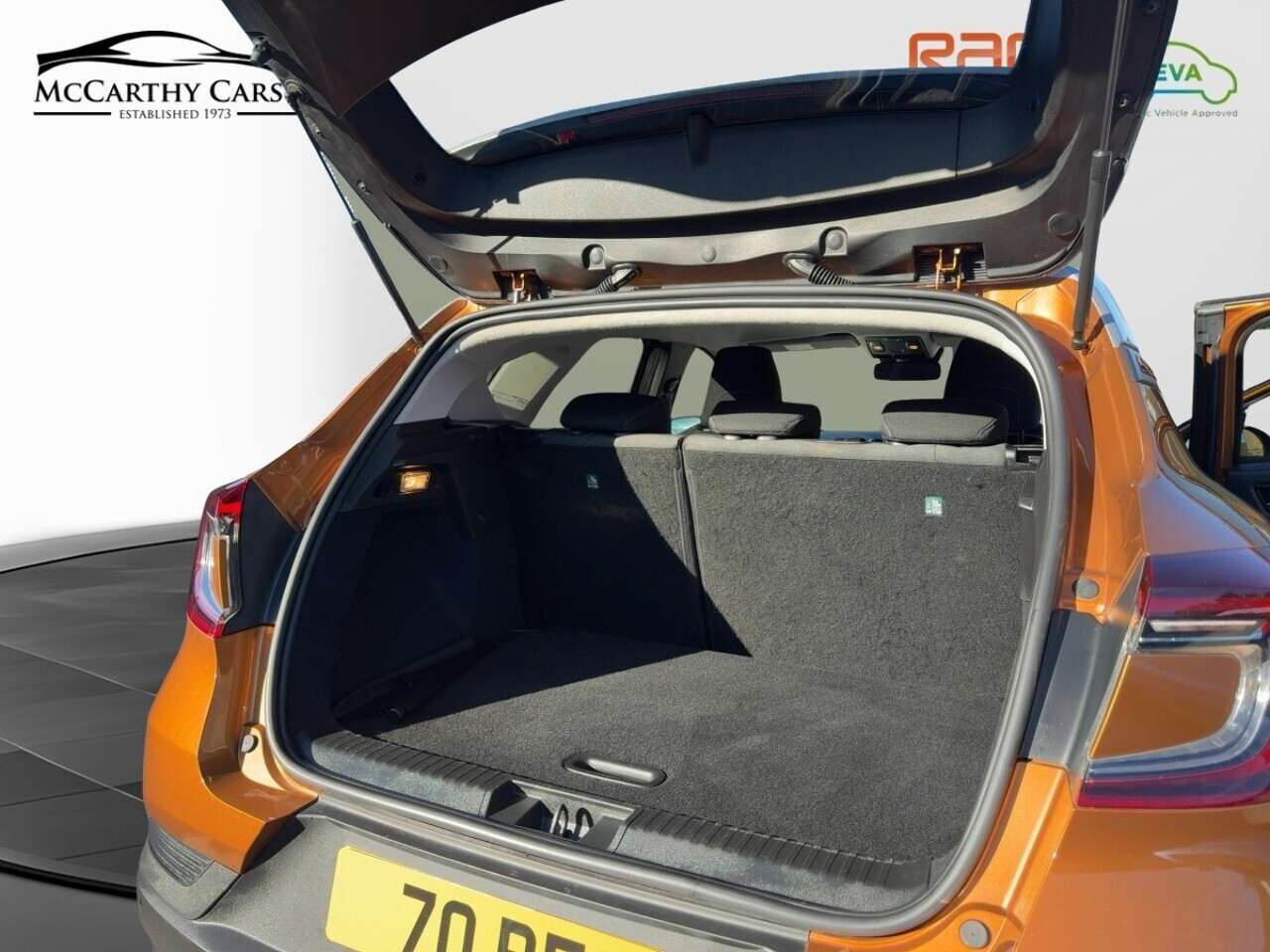 Renault Captur Tce Iconic - Image 17