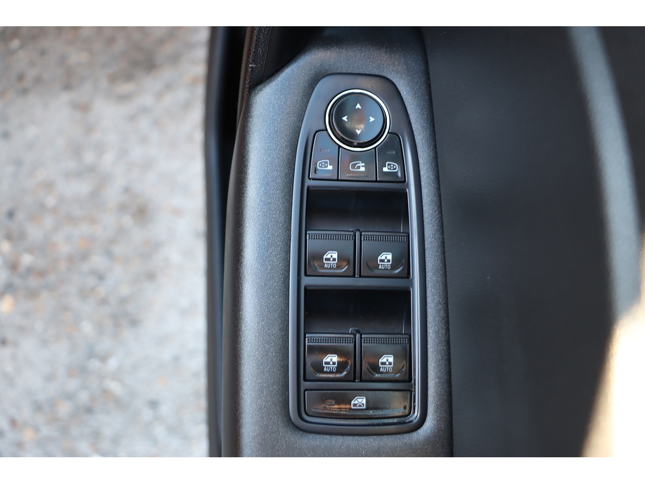 Renault Captur Tce Iconic - Image 20
