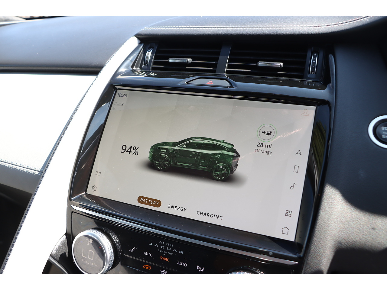 Jaguar E Pace P300E R Dynamic Hse - Image 12