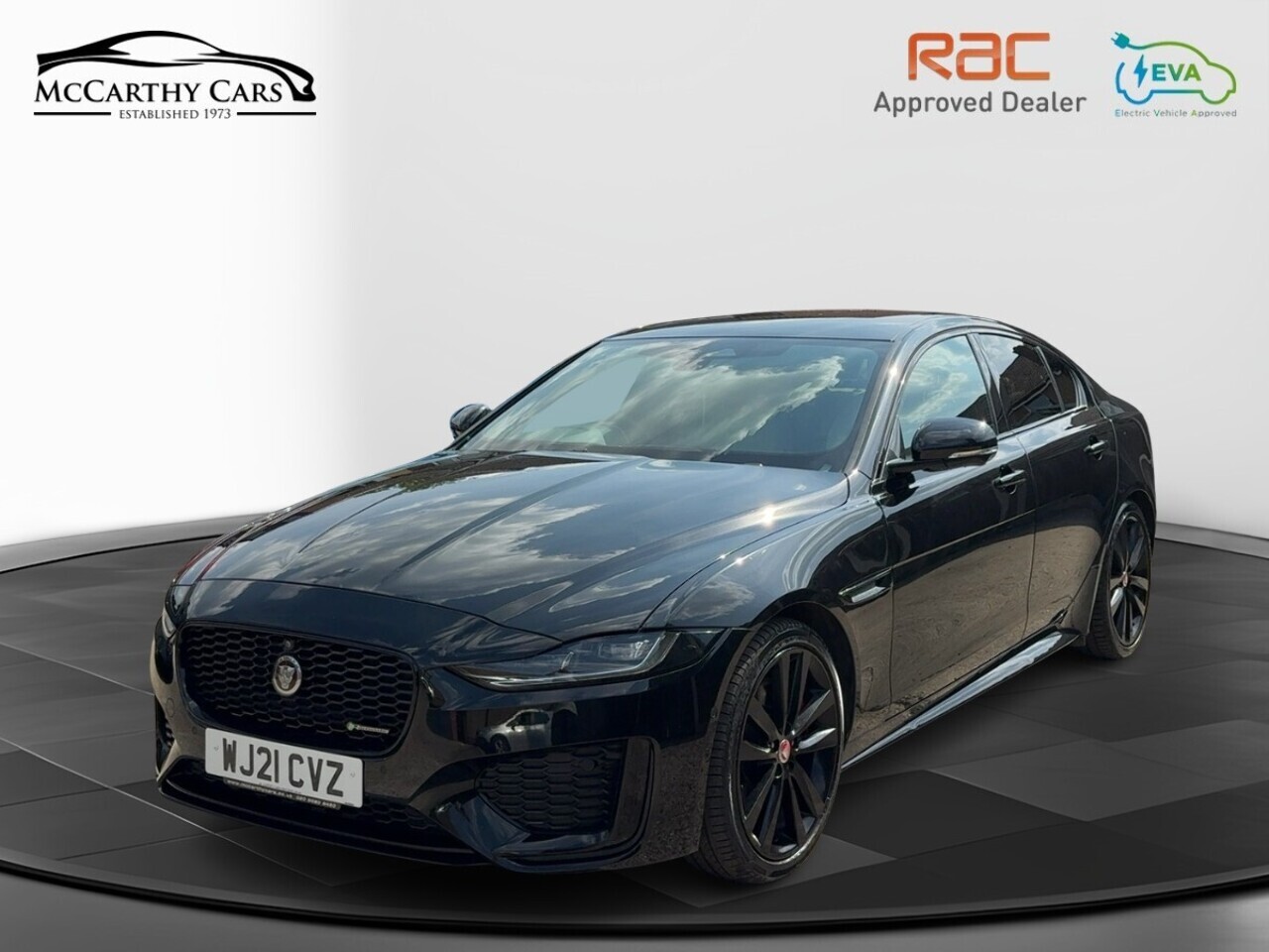 Jaguar Xe P250I R Dynamic Black