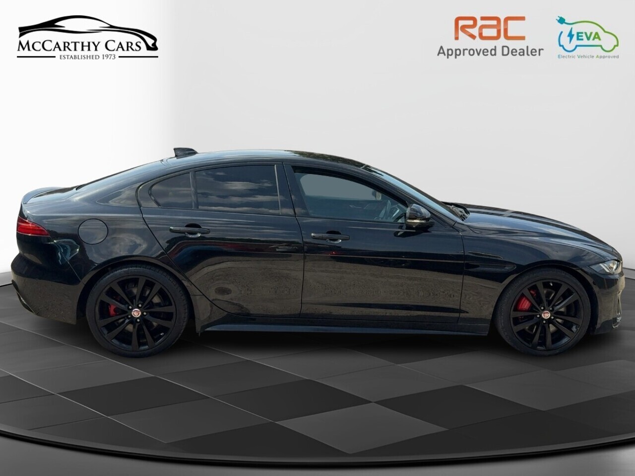 Jaguar Xe P250I R Dynamic Black - Image 16