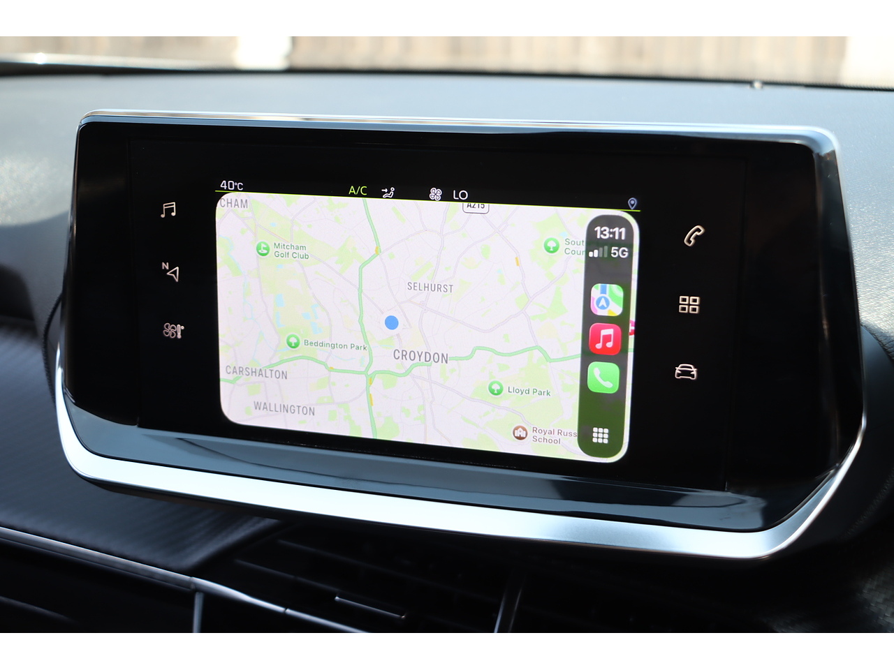 Peugeot 2008 Puretech Allure Premium - Image 6