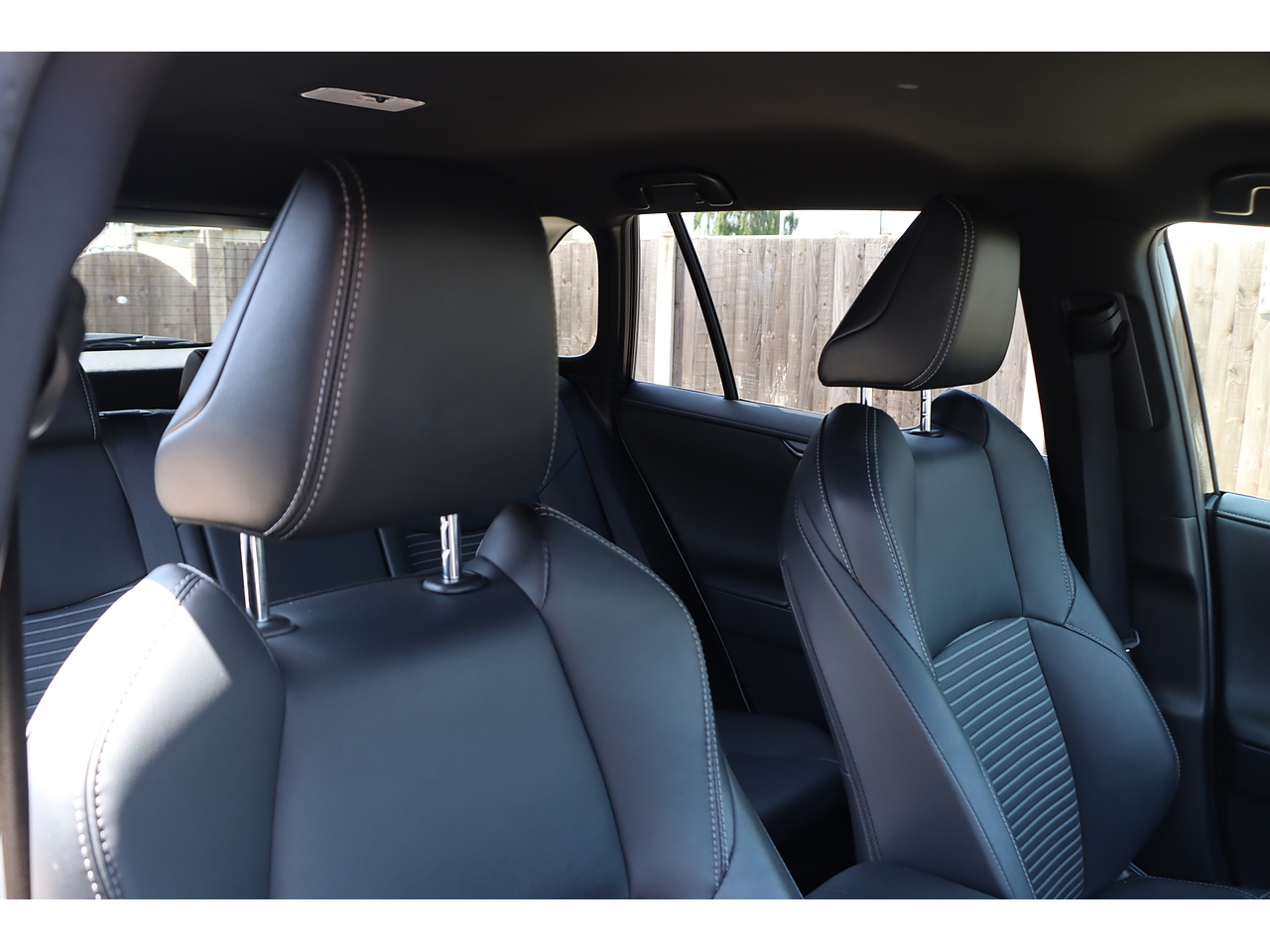 Toyota Rav4 Vvt H Black Edition - Image 19