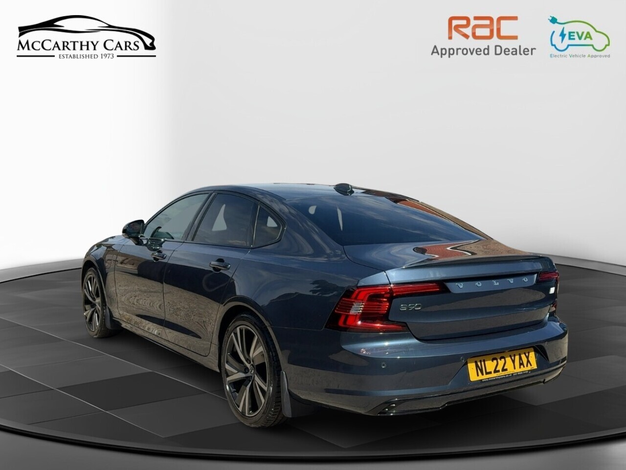 Volvo S90 H T8 R Design - Image 6