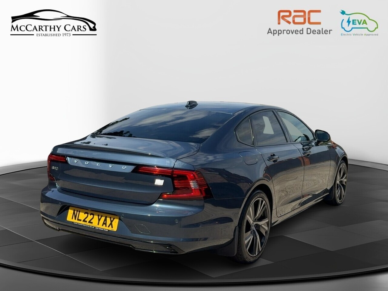 Volvo S90 H T8 R Design - Image 9