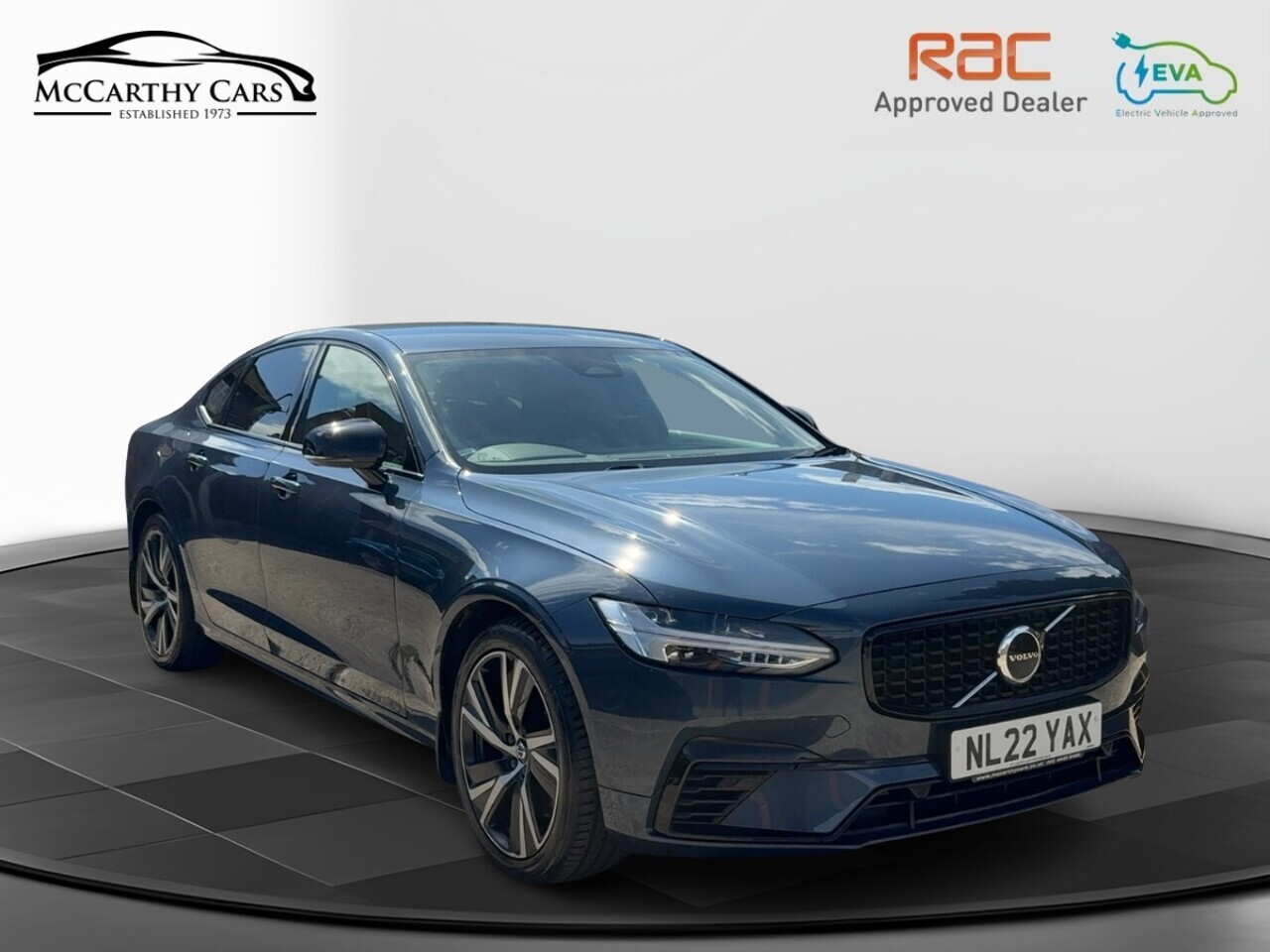 Volvo S90 H T8 R Design - Image 10
