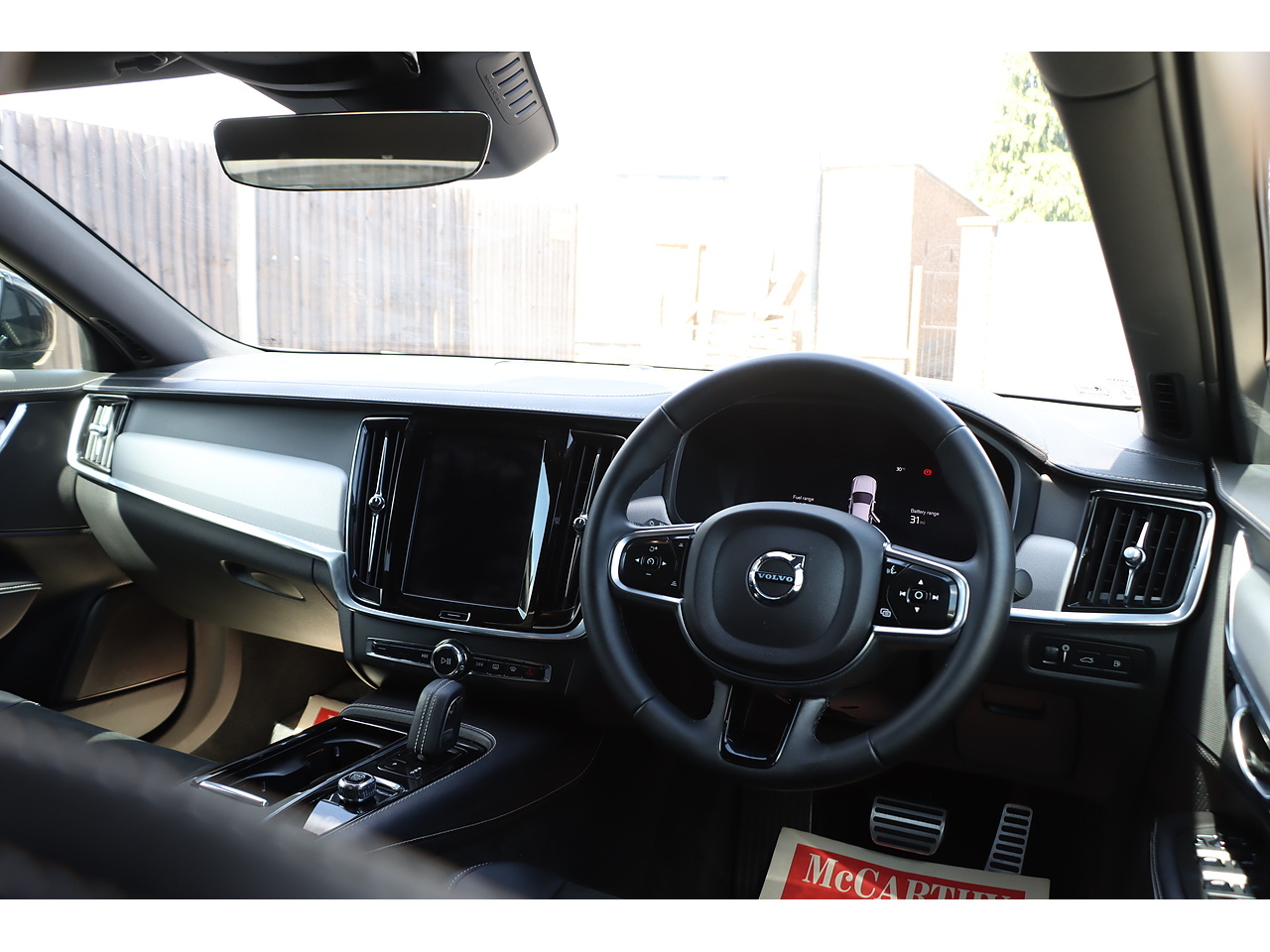 Volvo S90 H T8 R Design - Image 19