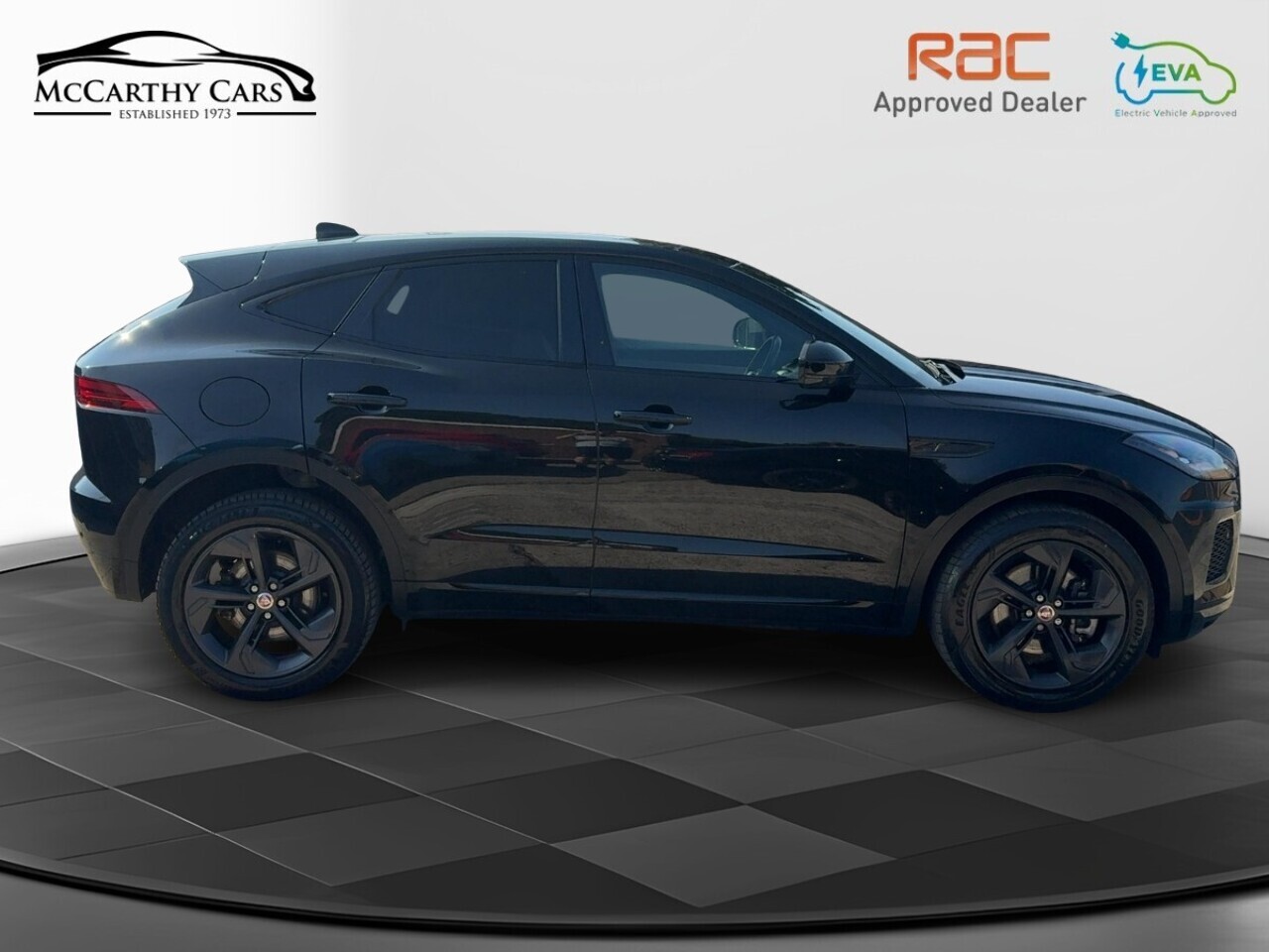 Jaguar E Pace P300E R Dynamic Black - Image 20