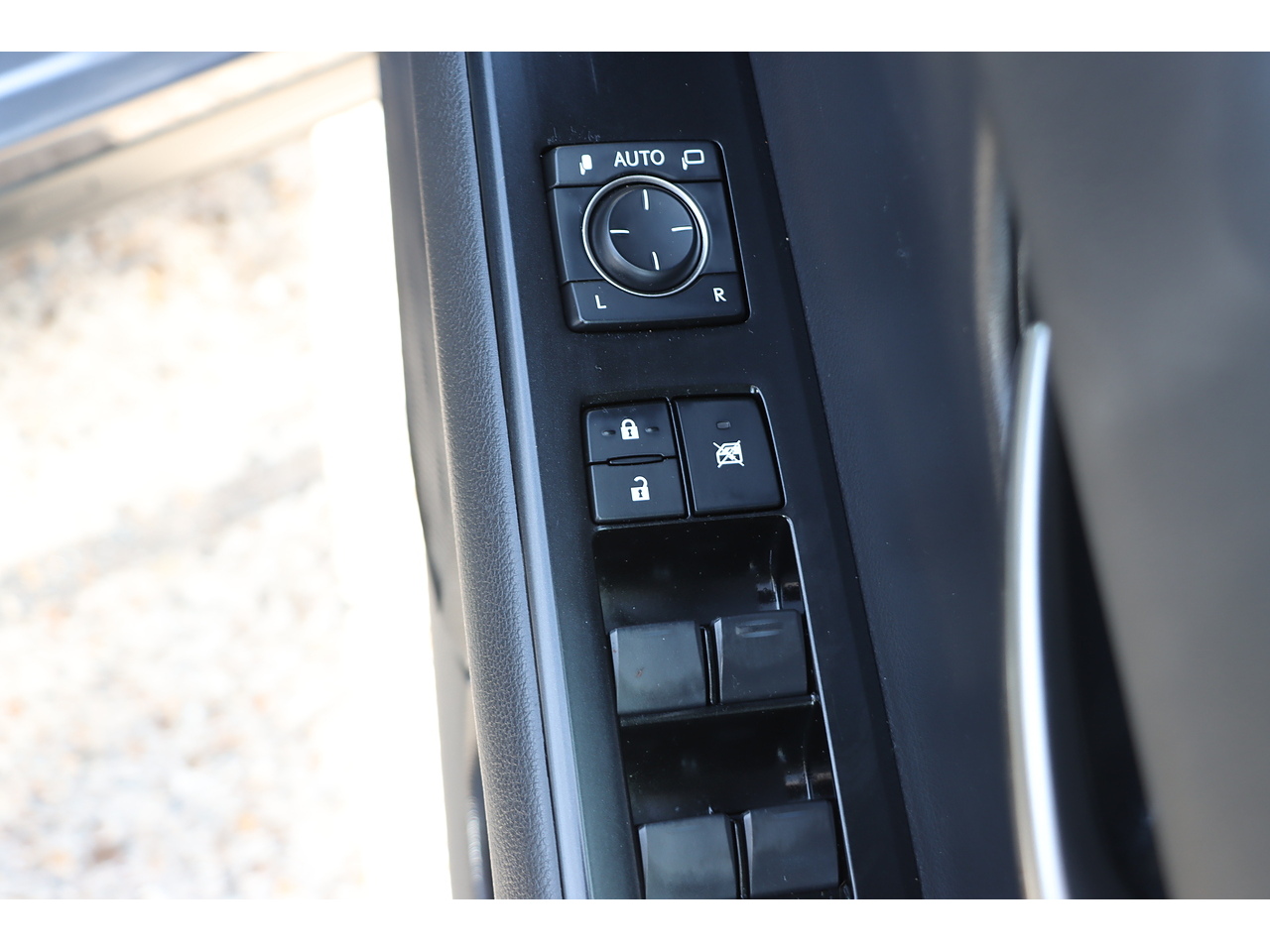 Lexus Ux 250H F Sport Design - Image 16