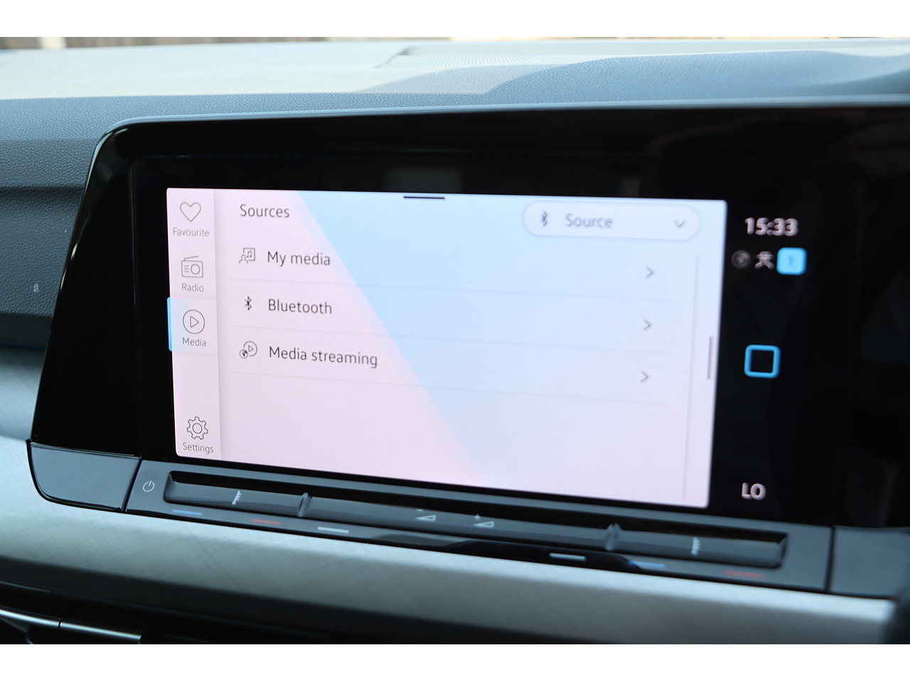Volkswagen Golf Tsi Life - Image 14