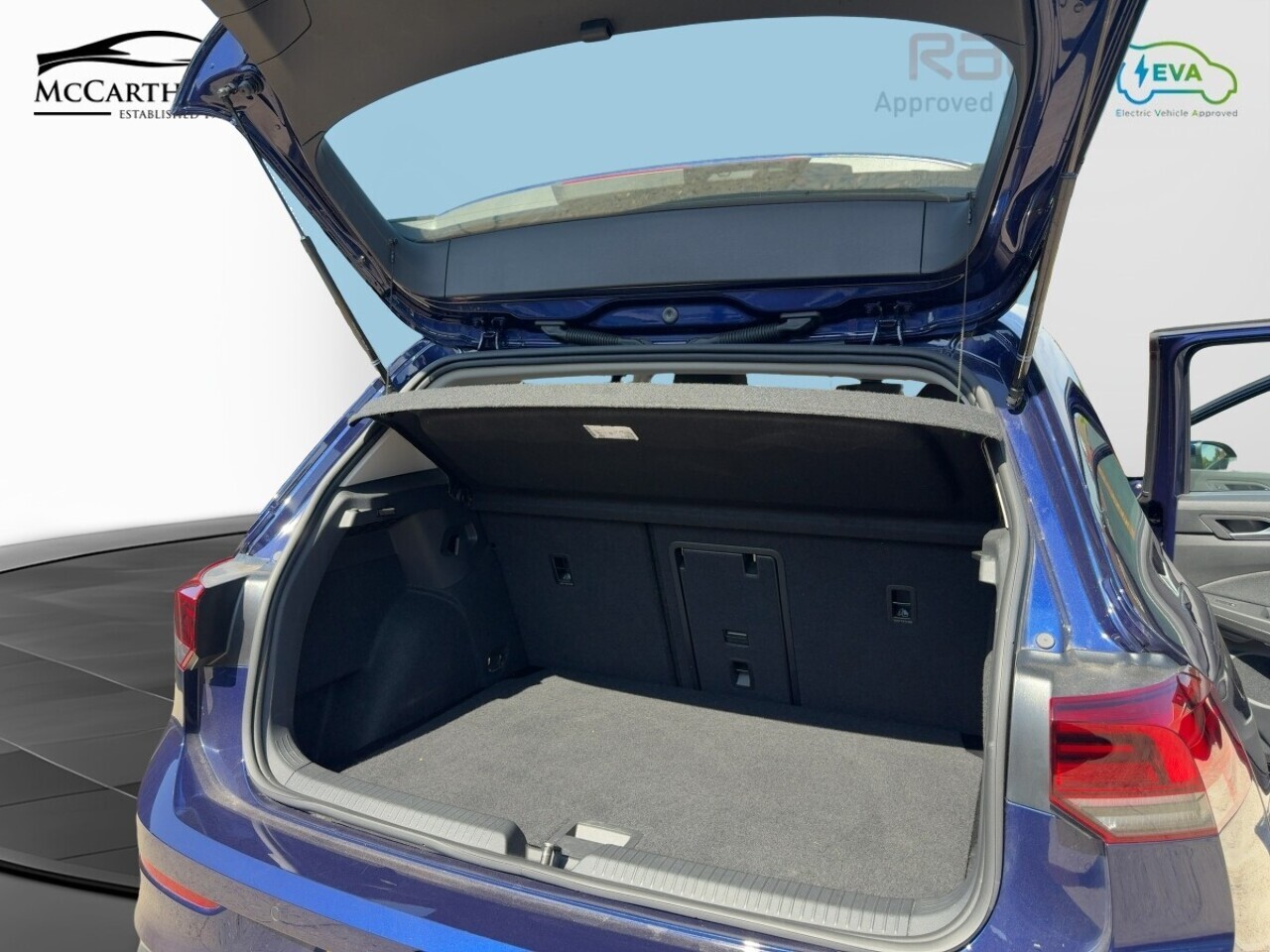 Volkswagen Golf Tsi Life - Image 16