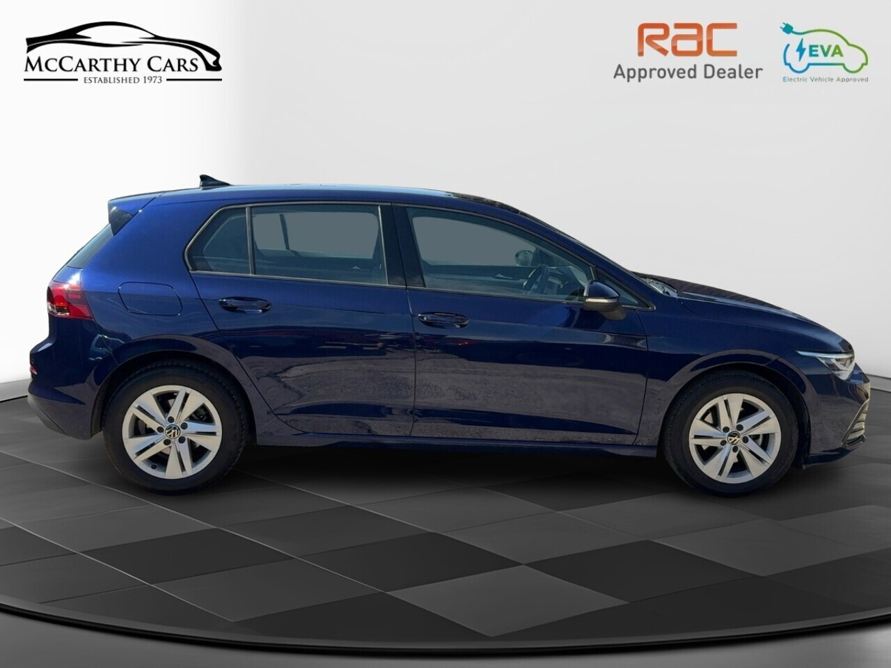 Volkswagen Golf Tsi Life - Image 17
