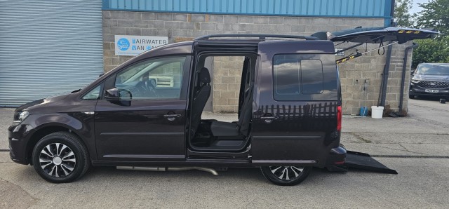 Volkswagen Caddy Life - Image 4