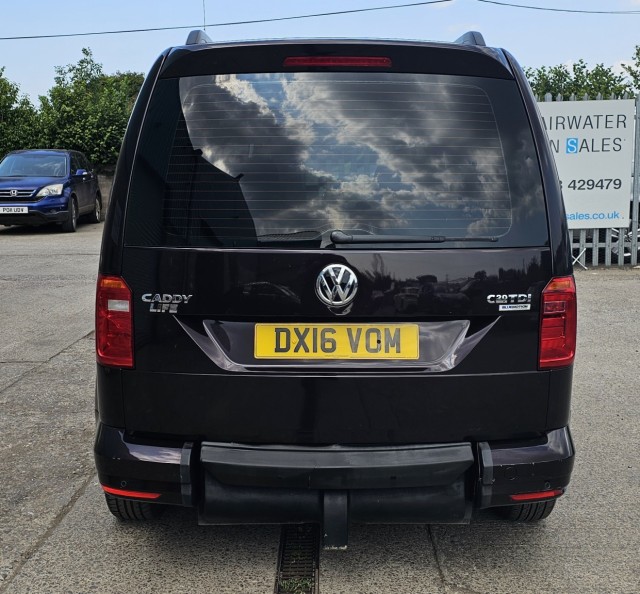Volkswagen Caddy Life - Image 14