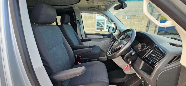 Volkswagen Transporter - Image 14