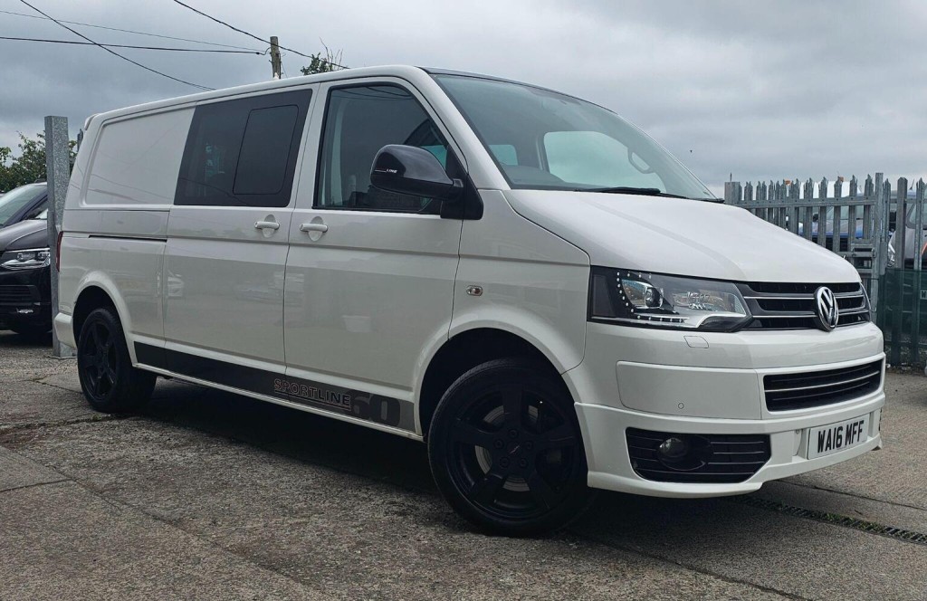 Volkswagen Transporter Sportline - Image 2