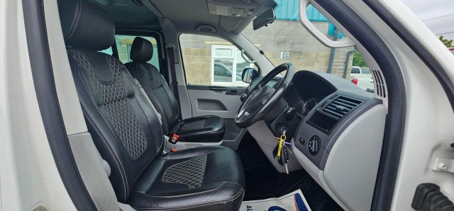Volkswagen Transporter Sportline - Image 15