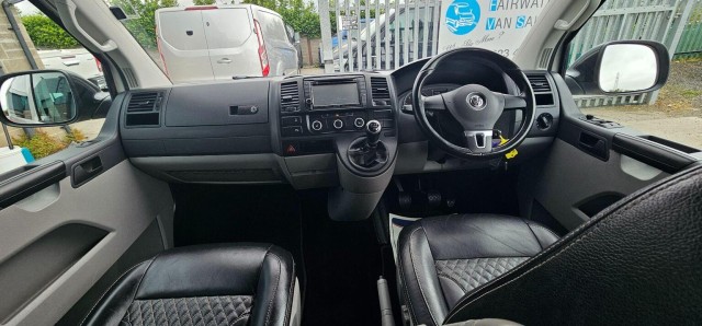 Volkswagen Transporter Sportline - Image 20