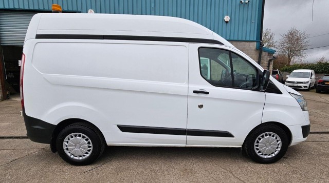 Ford Transit Custom - Image 12