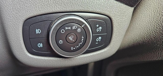 Ford Transit Connect - Image 20