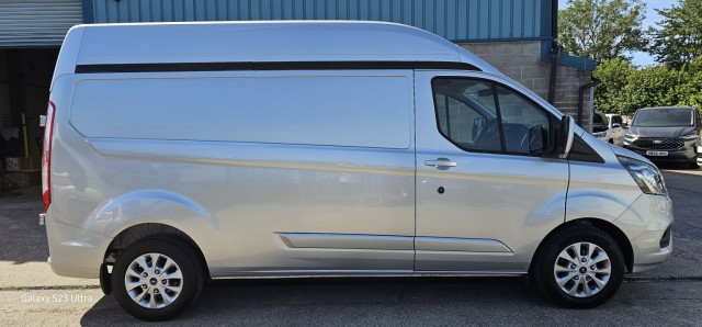 Ford Transit Custom - Image 14