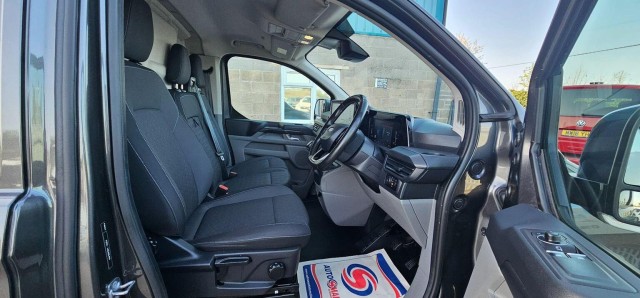 Ford Transit Custom - Image 15