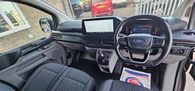 Ford Transit Custom - Image 16