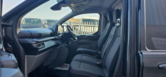 Ford Transit Custom - Image 18