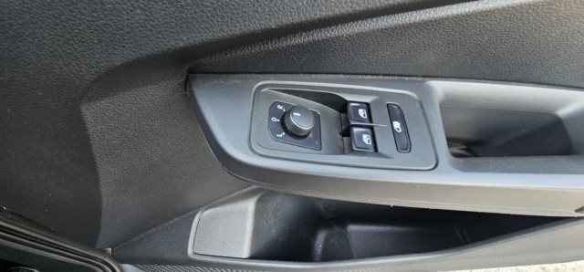 Volkswagen Caddy - Image 16