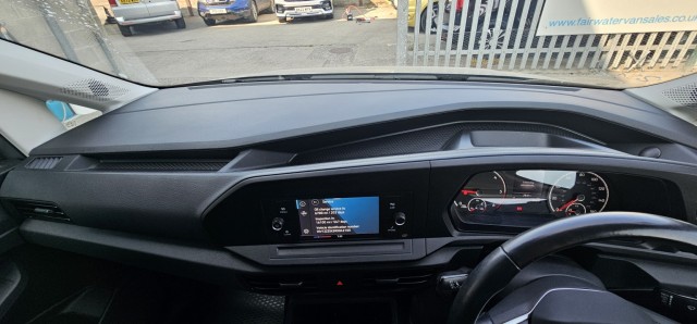 Volkswagen Caddy - Image 18
