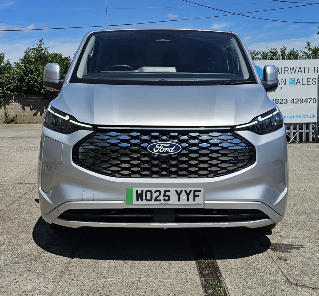 Ford E-Transit Custom - Image 3