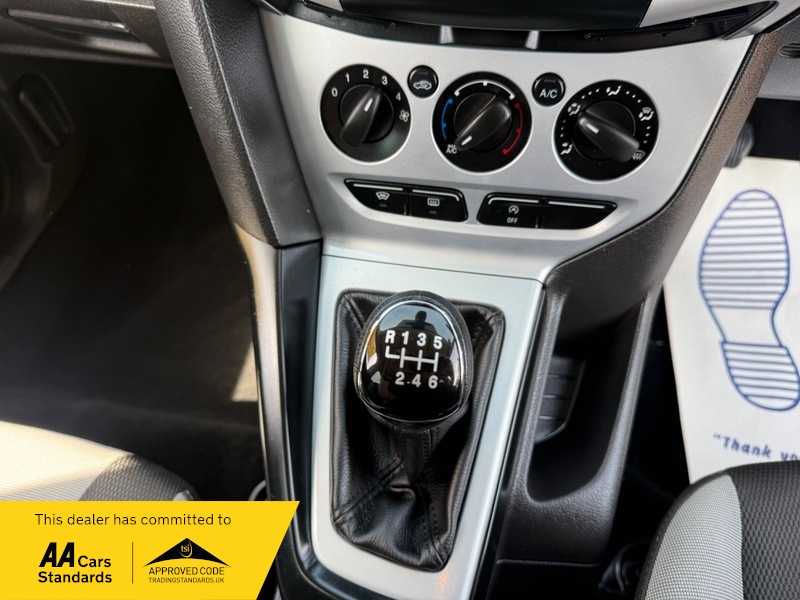 Ford Focus Zetec Estate | - Image 13