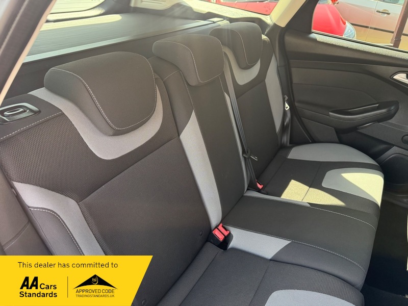 Ford Focus Zetec Estate | - Image 14