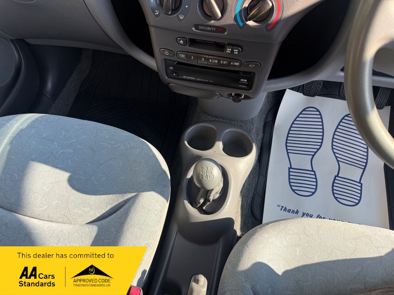Toyota Yaris | Staverton Cars - Image 14