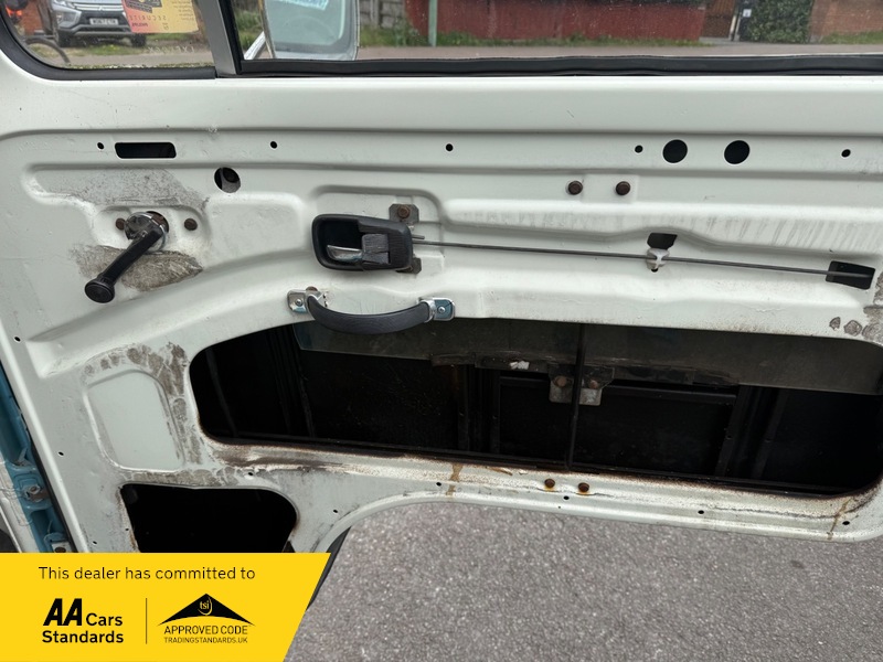 Volkswagen Campervan Bay | Staverton - Image 13
