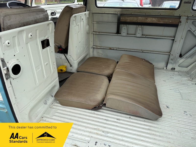 Volkswagen Campervan Bay | Staverton - Image 18