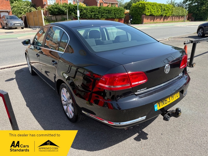 Volkswagen Passat Highline Tdi Bluemotion - Image 8