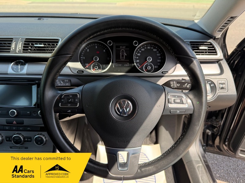 Volkswagen Passat Highline Tdi Bluemotion - Image 11