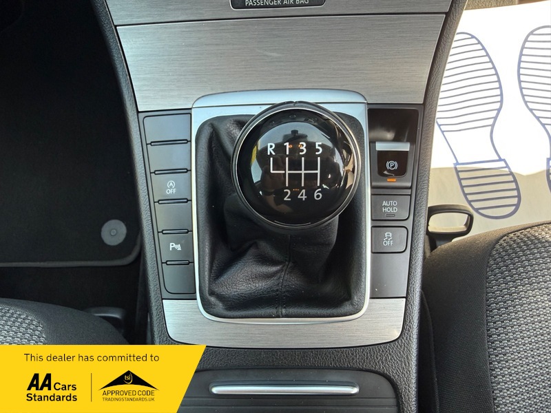Volkswagen Passat Highline Tdi Bluemotion - Image 14