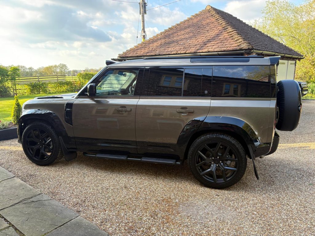 Land Rover Defender 110 D250 S Hardtop - Image 3