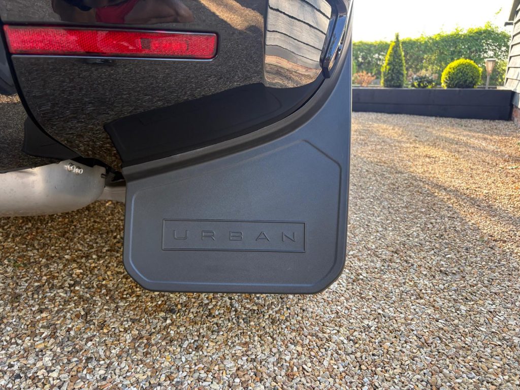Land Rover Defender 110 D250 S Hardtop - Image 4