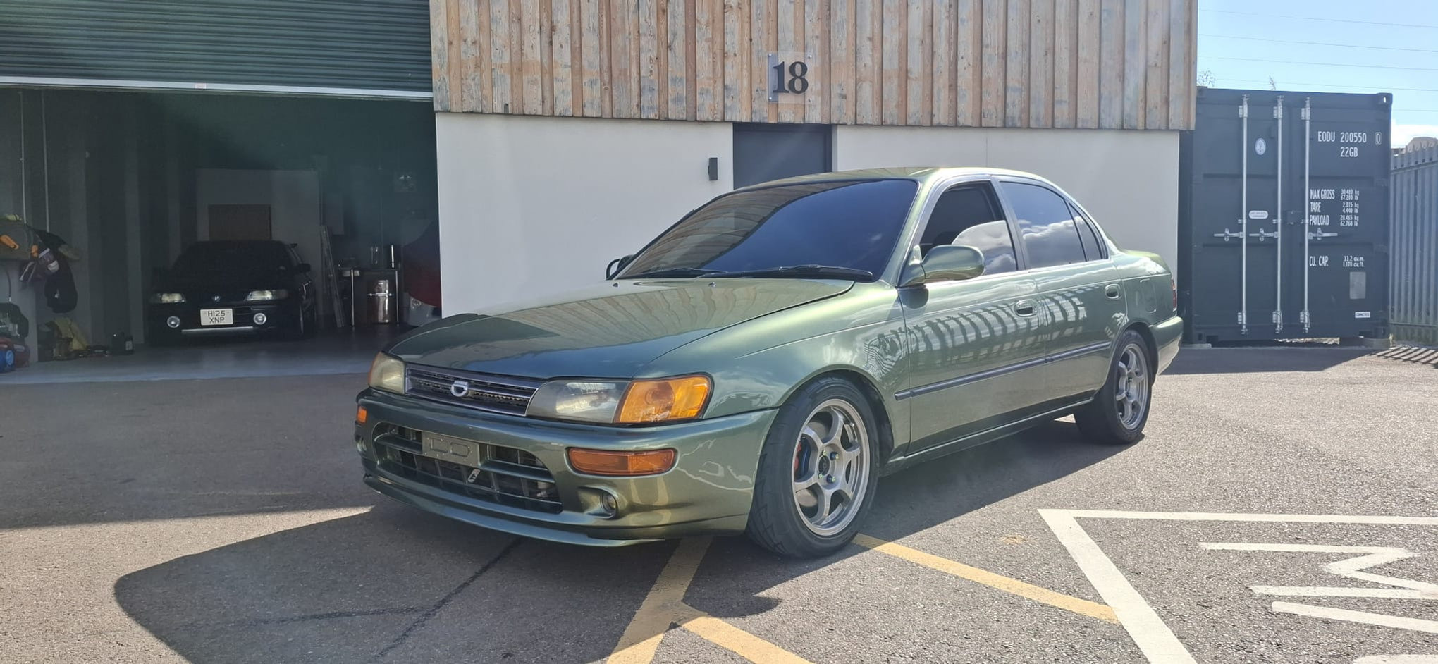Toyota Corolla Ae101 20V Black