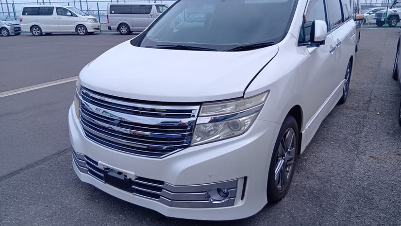 Nissan Elgrand E52 Rider Autech - Image 6