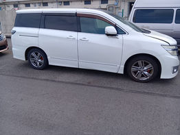 Nissan Elgrand E52 Rider Autech - Image 9