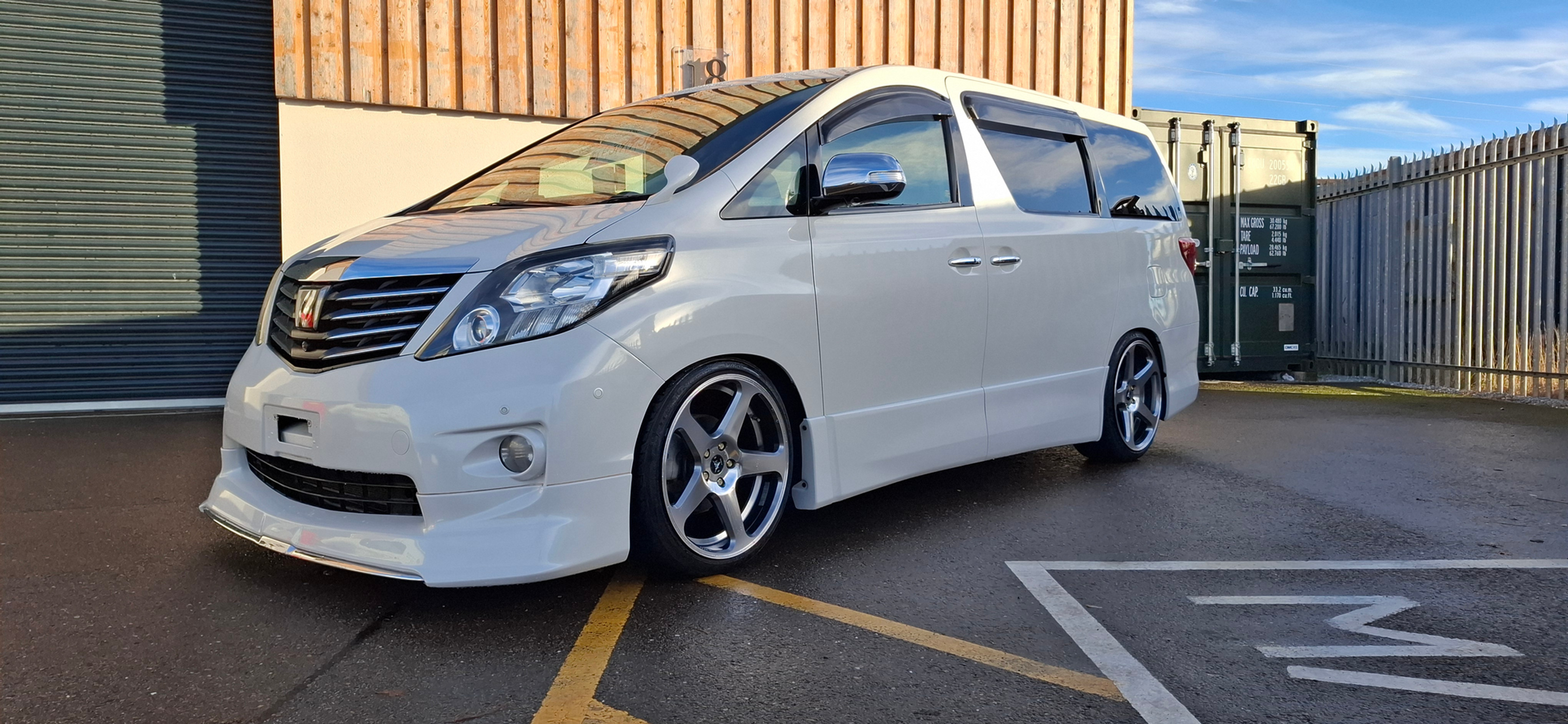 Toyota Alphard 2.4L Prime Selection