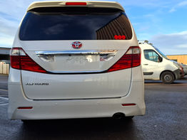 Toyota Alphard 2.4L Prime Selection - Image 12