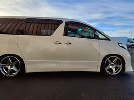 Toyota Alphard 2.4L Prime Selection - Image 14