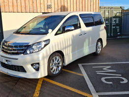Toyota Alphard 3.5L V6 Auto - Image 8