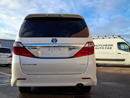 Toyota Alphard 3.5L V6 Auto - Image 12