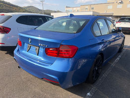 Bmw 320D Blue Efficiency M - Image 10